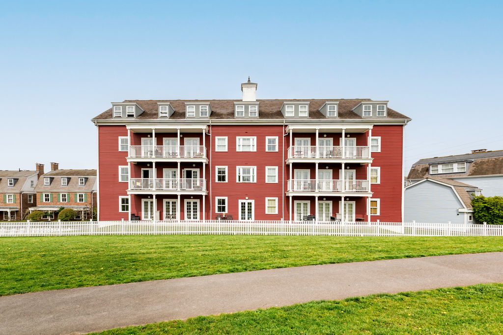 Ivy Gate- click for photo gallery